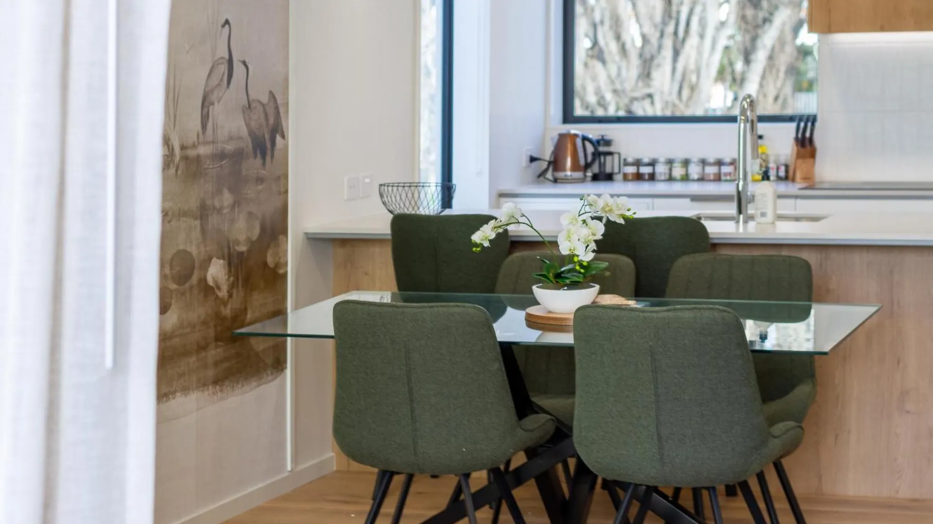 Warm Central City Apartment With 2 Free Carparks Christchurch 0*,  New Zealand