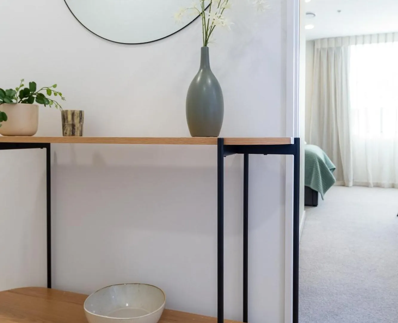 Warm Central City Apartment With 2 Free Carparks Christchurch